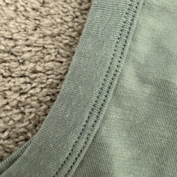 Lululemon classic fit cotton-blend tank top - Picture 4 of 4